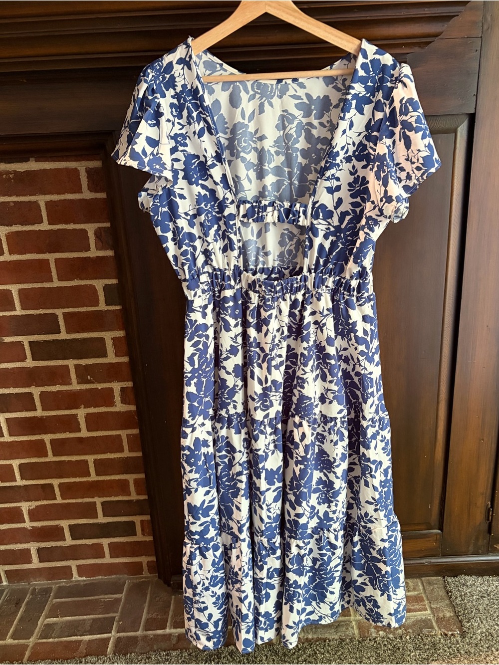 Hyfve blue and white dress sz large